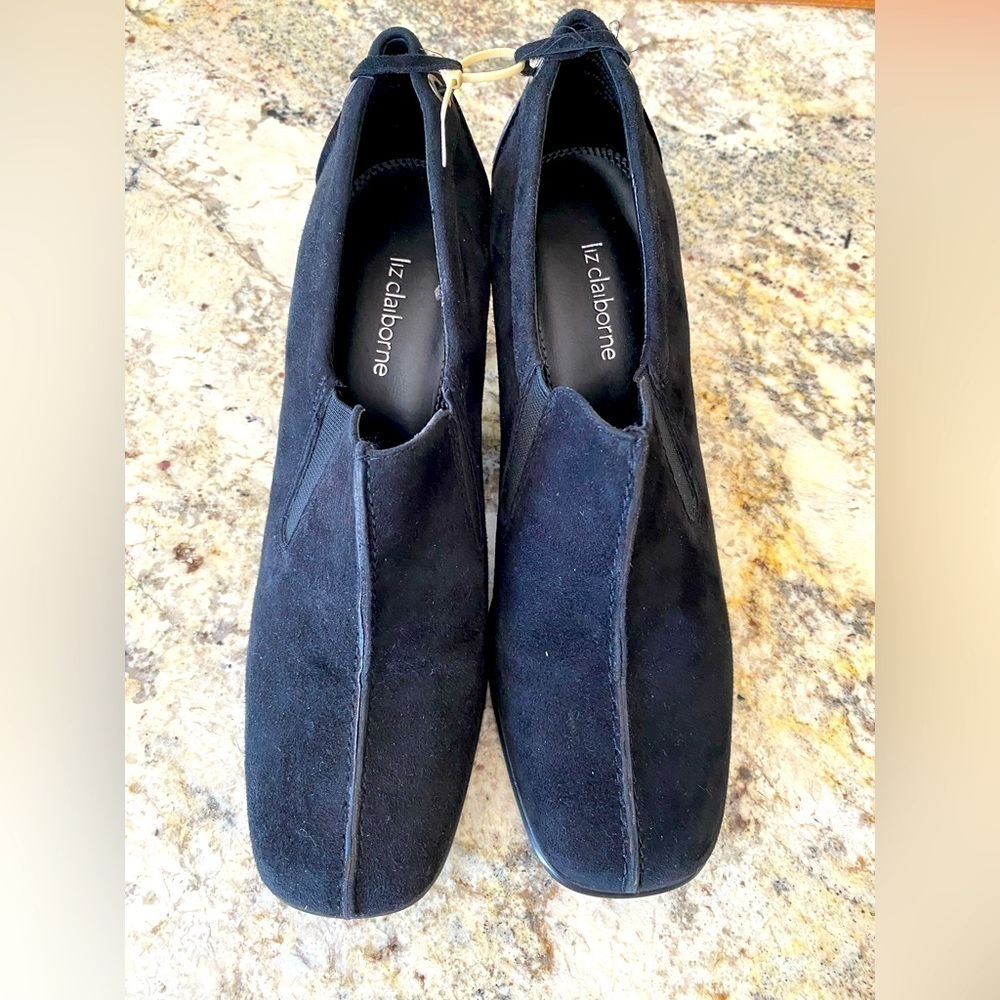 LIZ Claiborne Suede Anandale Heels Black Women’s Size 8